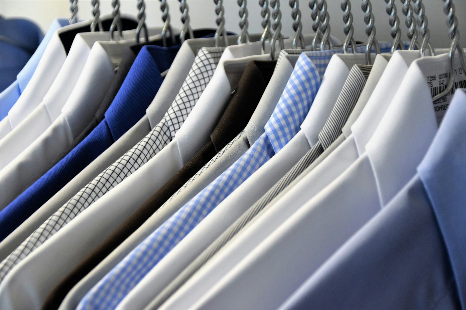 Family run business for over 25 years providing cleaning, ironing and laundry services throughout Motherwell, Livingston and Edinburgh.