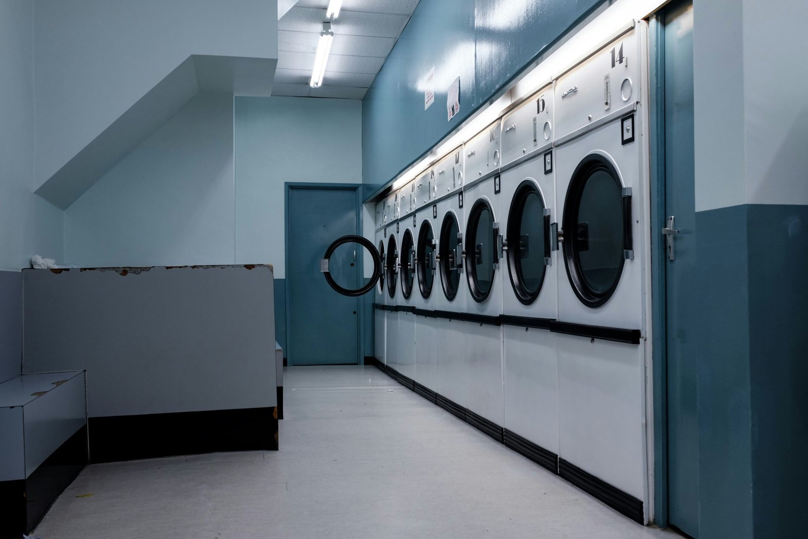 Family run business for over 25 years providing cleaning, ironing and laundry services throughout Motherwell, Livingston and Edinburgh.